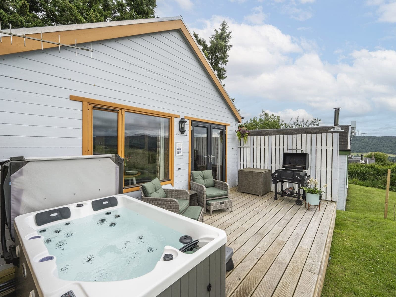 Kinnaird Woodland Lodges